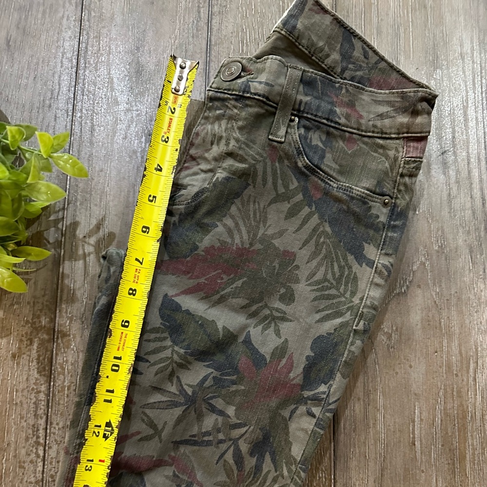 Hudson Jeggings - Picture 10 of 12